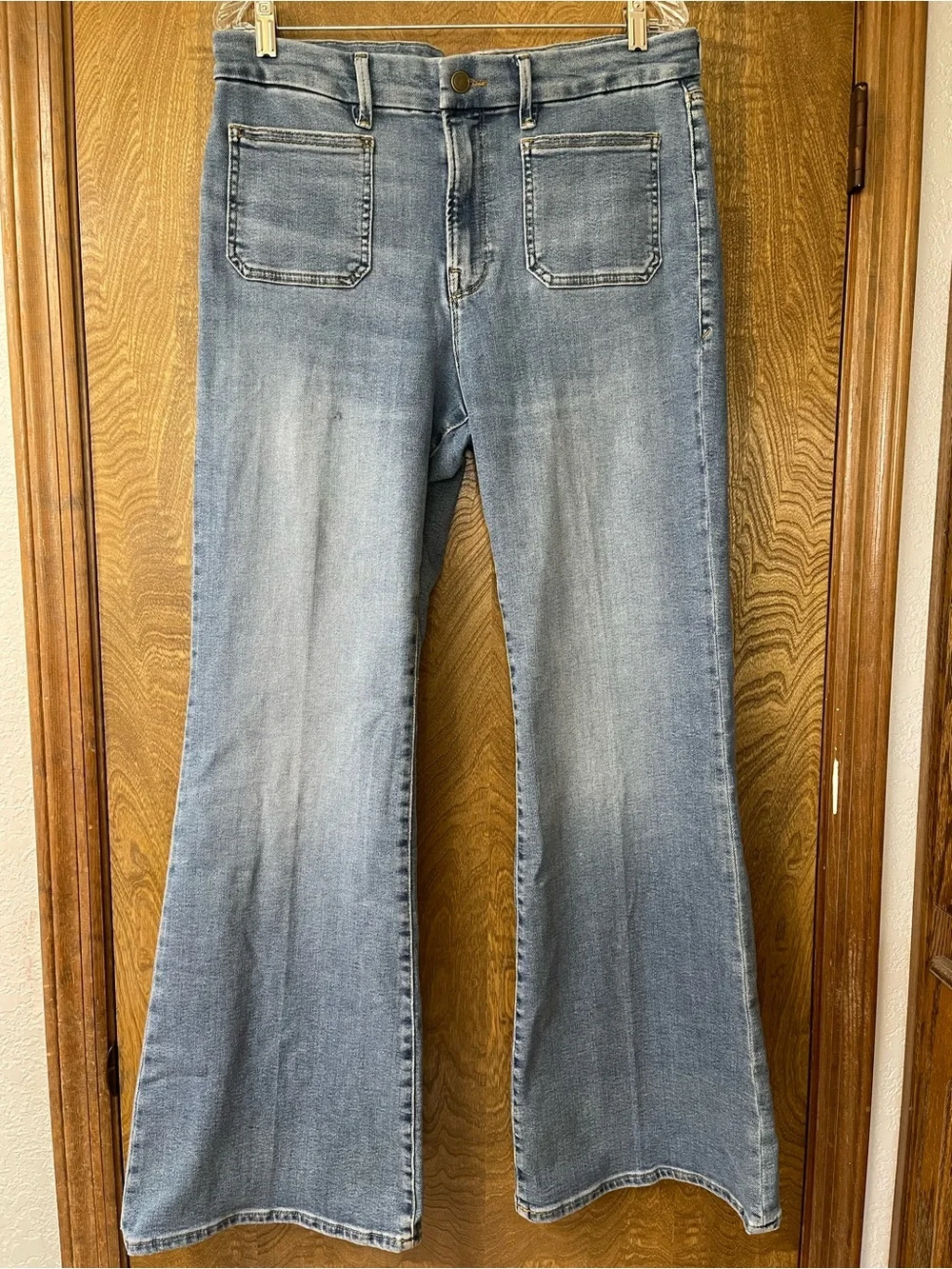 Good American Good Legs Flare Jeans Size 14 Light Wash High Rise